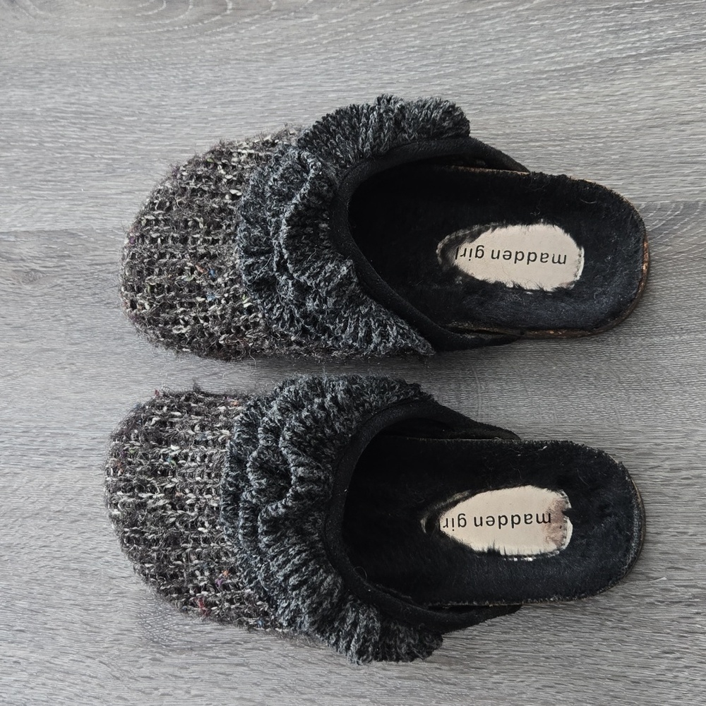 Madden Girl Cozy Black and Gray Crochet Slippers Clogs
